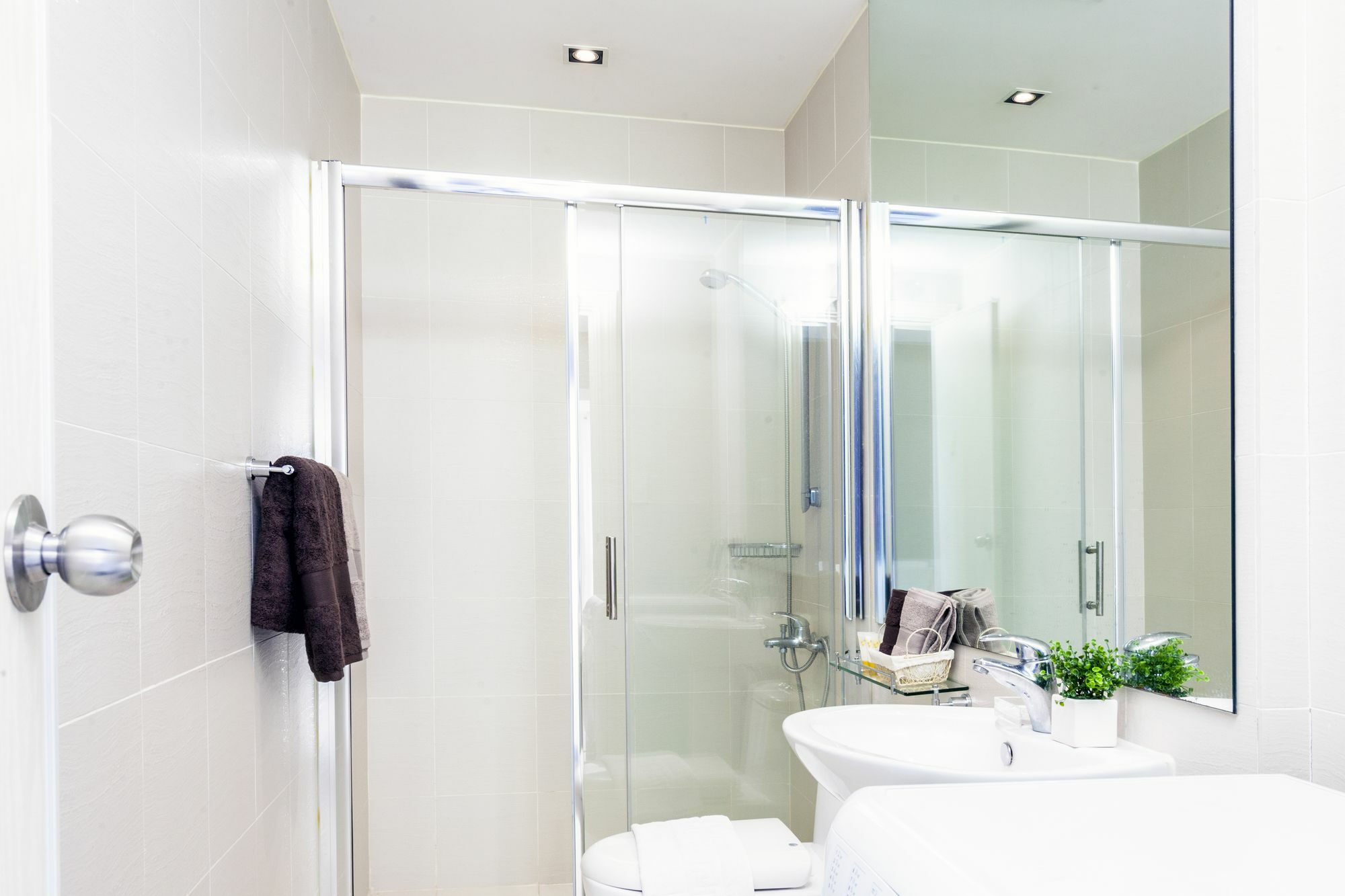 The Gramercy Residences By Stayhome Asia Makati City Bagian luar foto