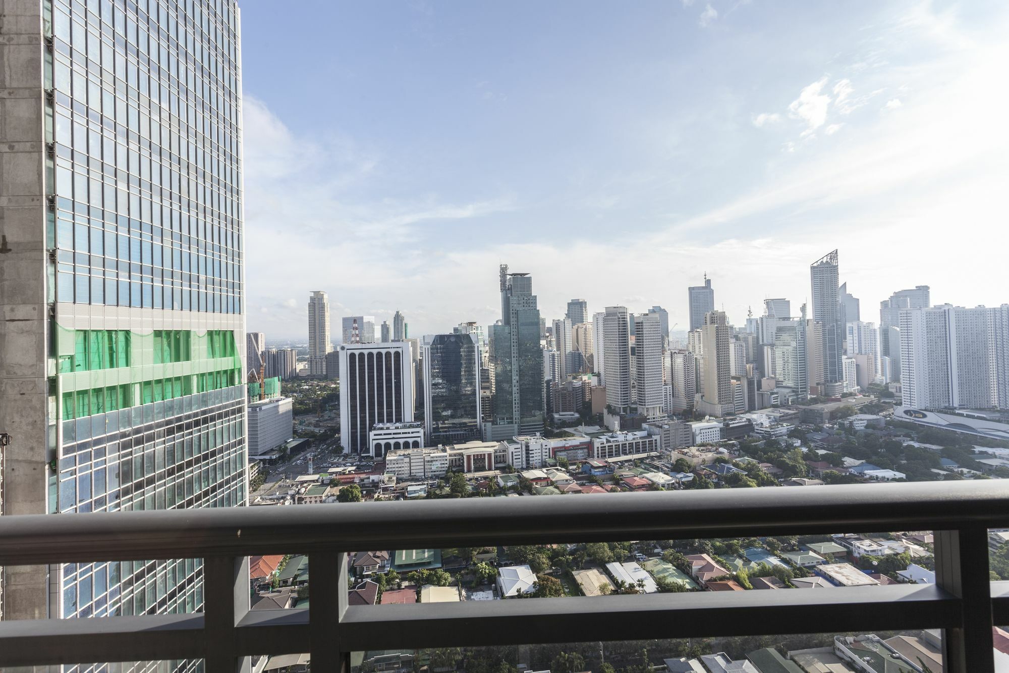 The Gramercy Residences By Stayhome Asia Makati City Bagian luar foto